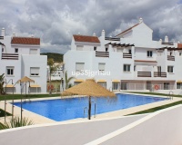 Resale - apartment - Estepona - Valle Romano