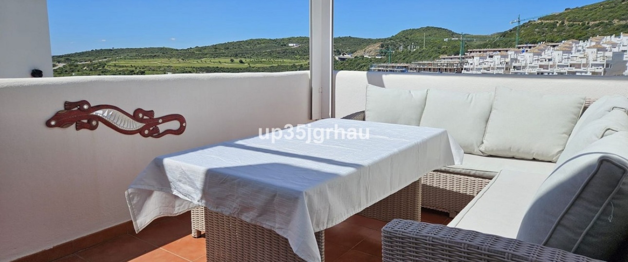 Resale - apartment - Estepona - Valle Romano
