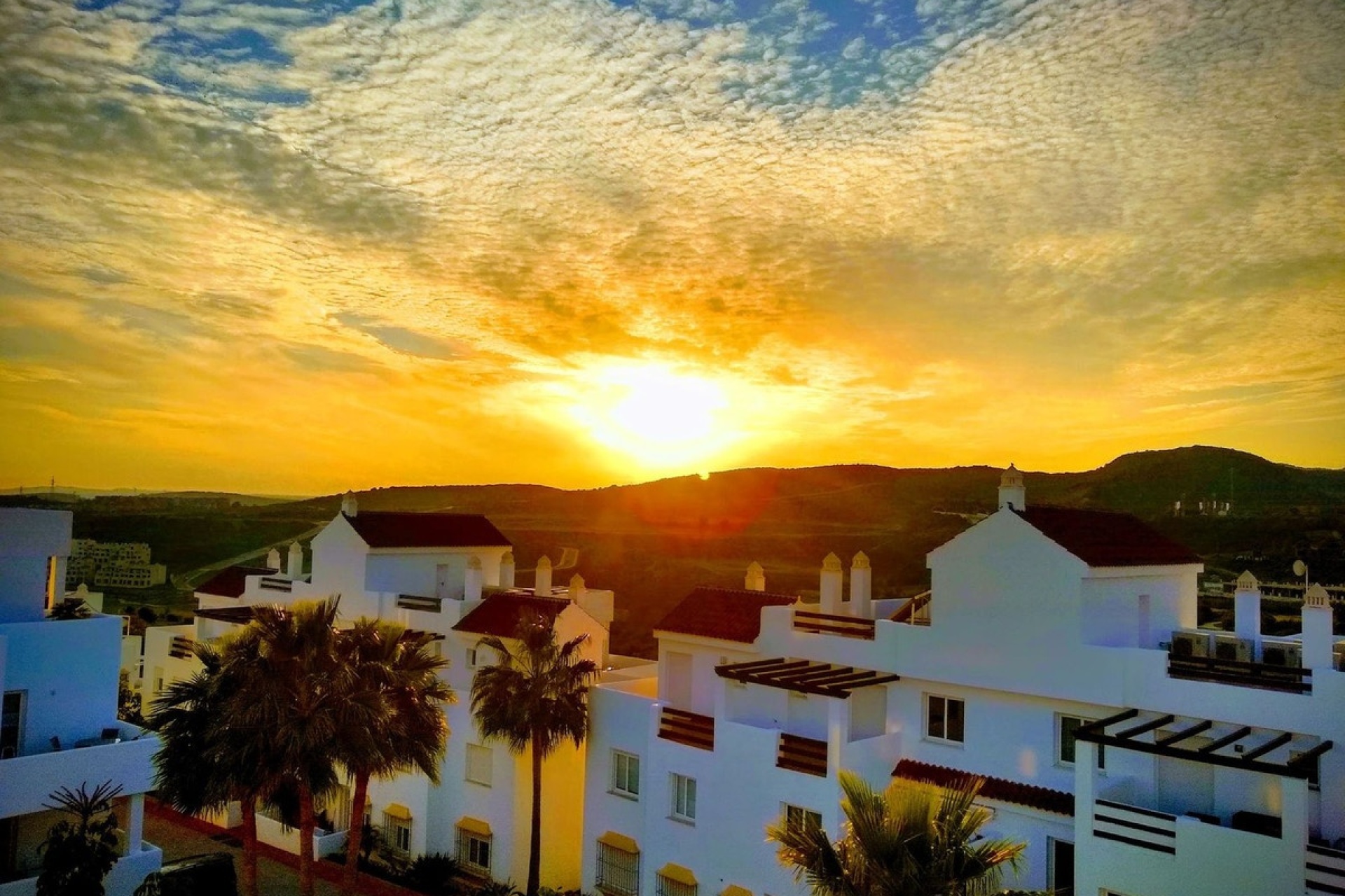 Resale - apartment - Estepona - Valle Romano