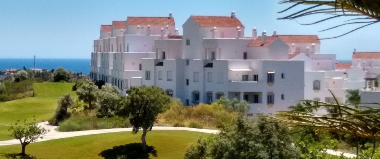 Resale - apartment - Estepona - Valle Romano