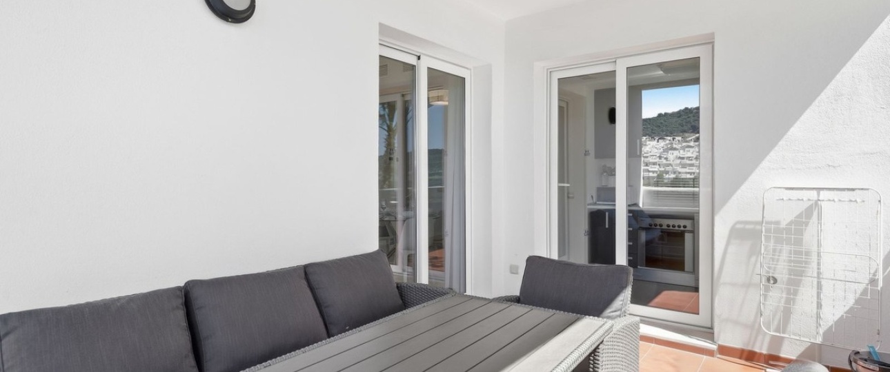 Resale - apartment - Estepona - Valle Romano