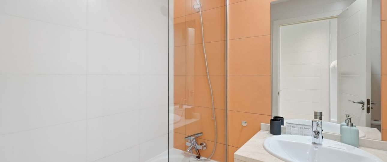 Resale - apartment - Estepona - Valle Romano