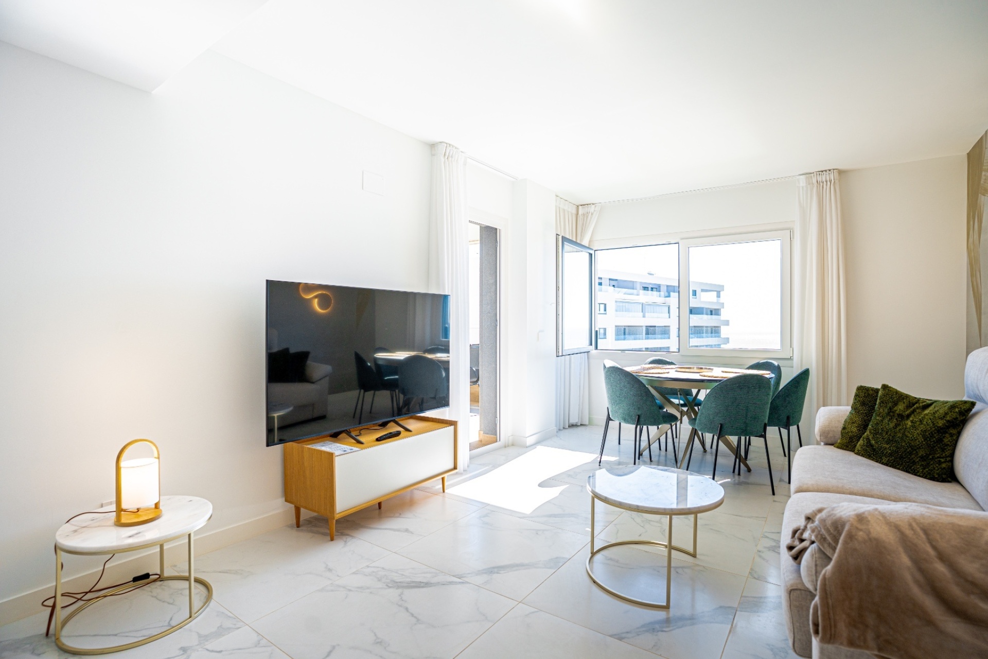 Resale - Apartment / flat - Orihuela Costa - Punta Prima