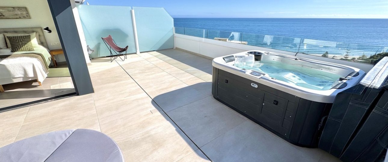 Resale - apartment - Fuengirola - Carvajal