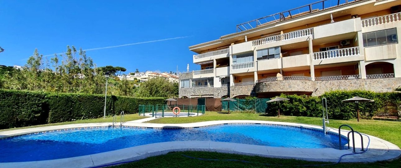 Resale - apartment - Fuengirola - Carvajal