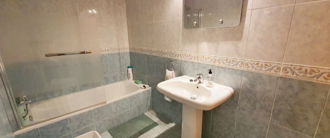 Resale - apartment - Fuengirola - Carvajal