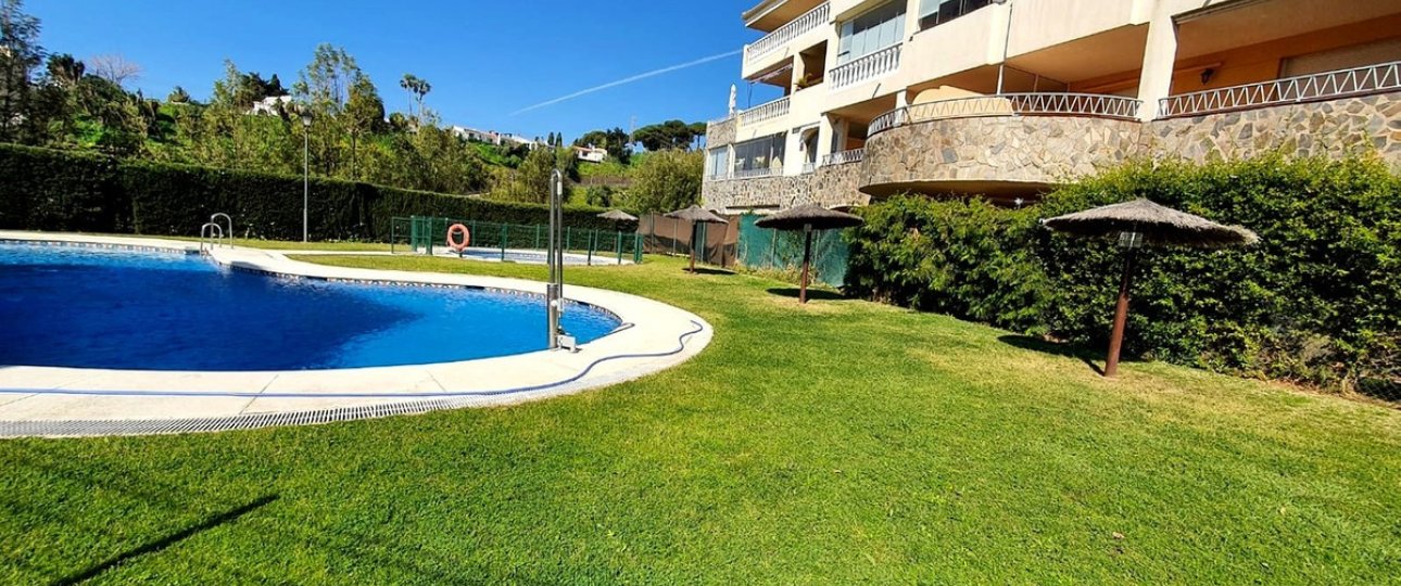 Resale - apartment - Fuengirola - Carvajal