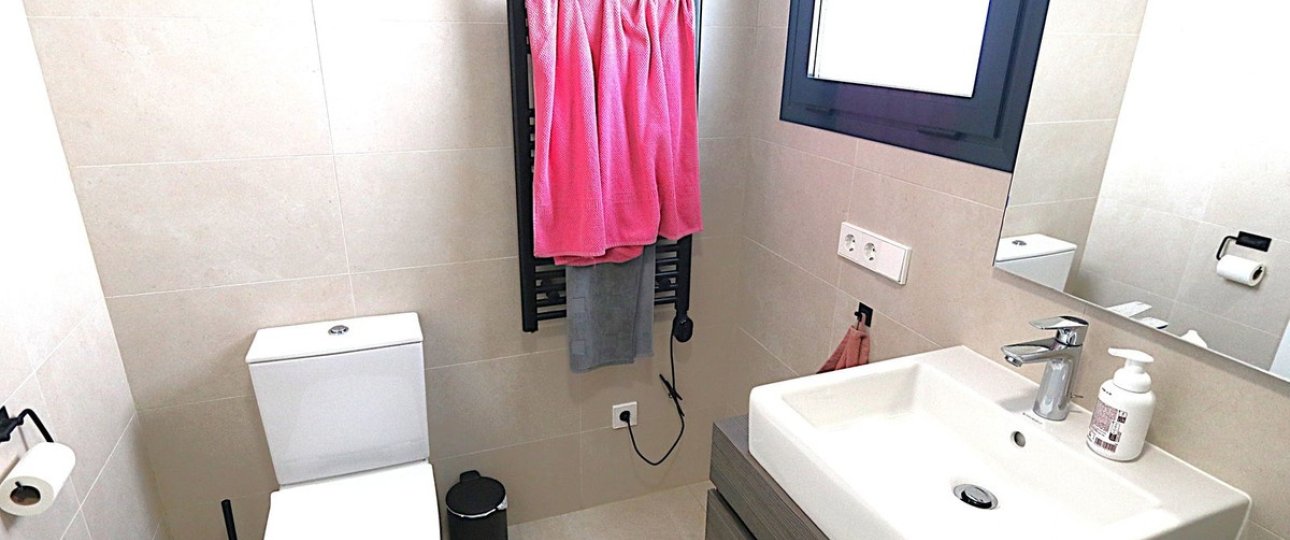Resale - apartment - Fuengirola - Carvajal
