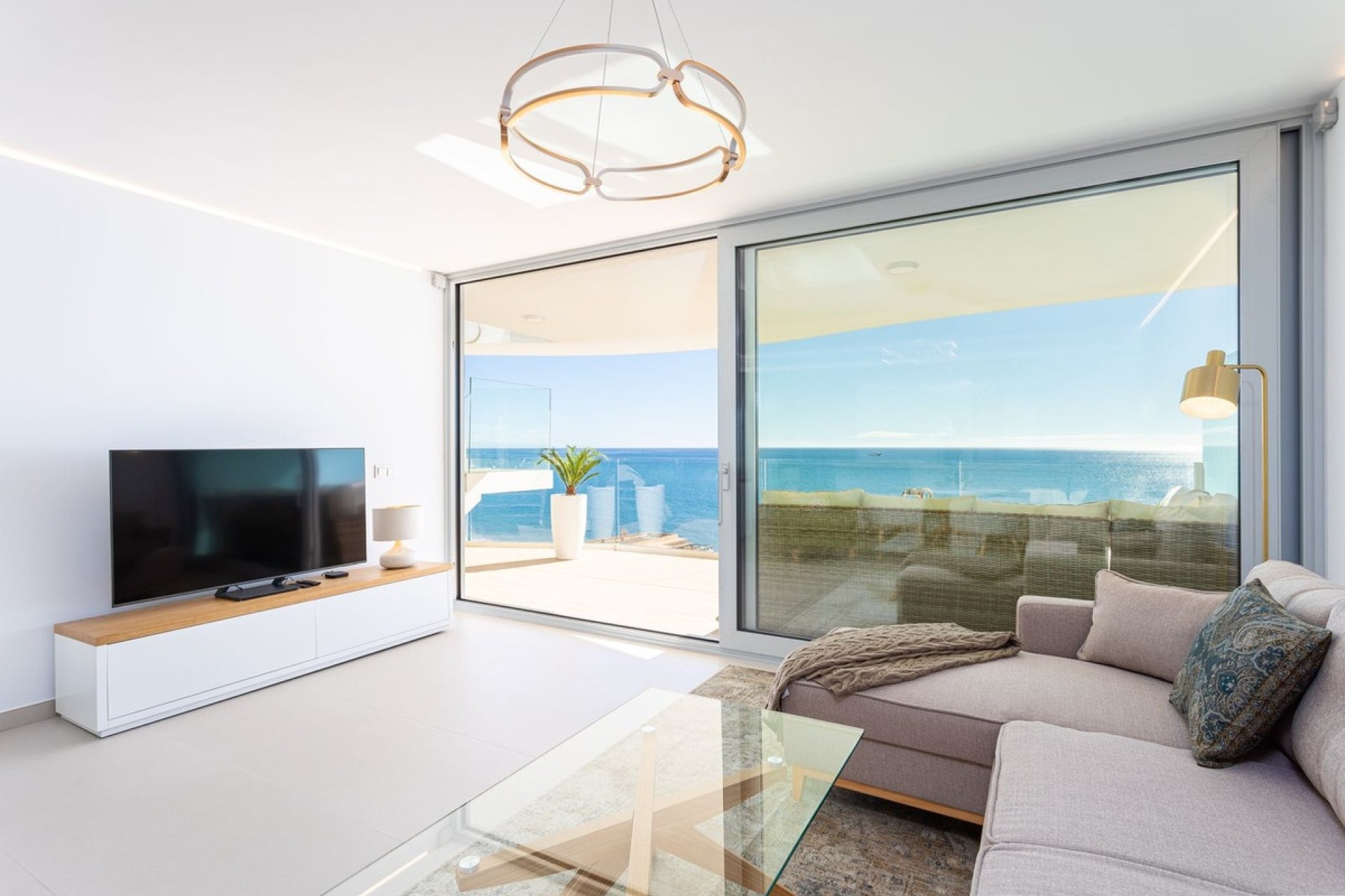 Resale - apartment - Fuengirola - Carvajal