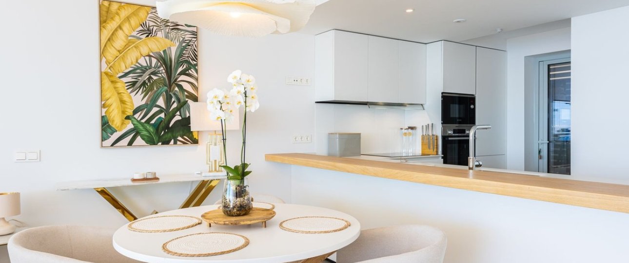 Resale - apartment - Fuengirola - Carvajal