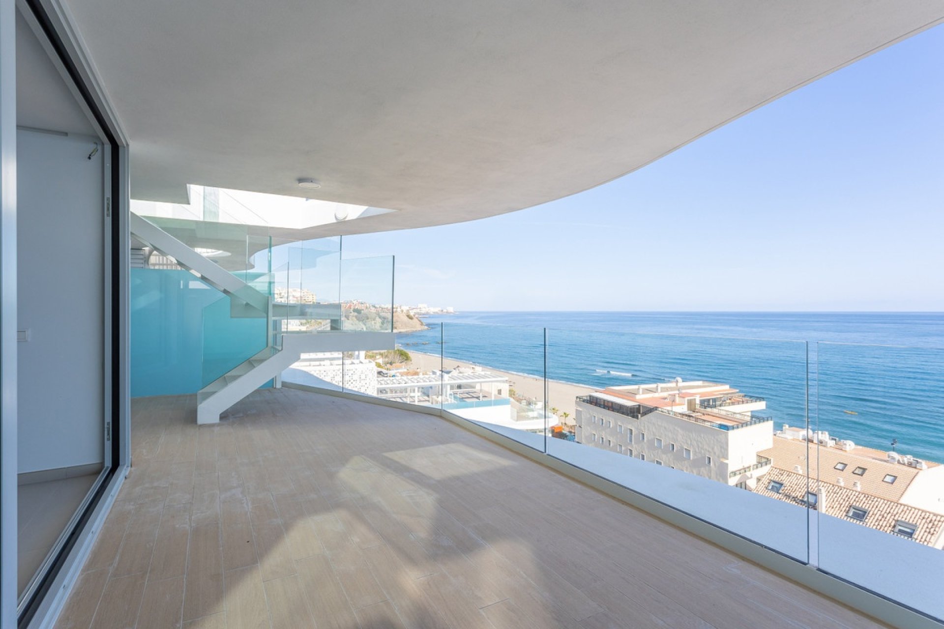 Resale - apartment - Fuengirola - Carvajal