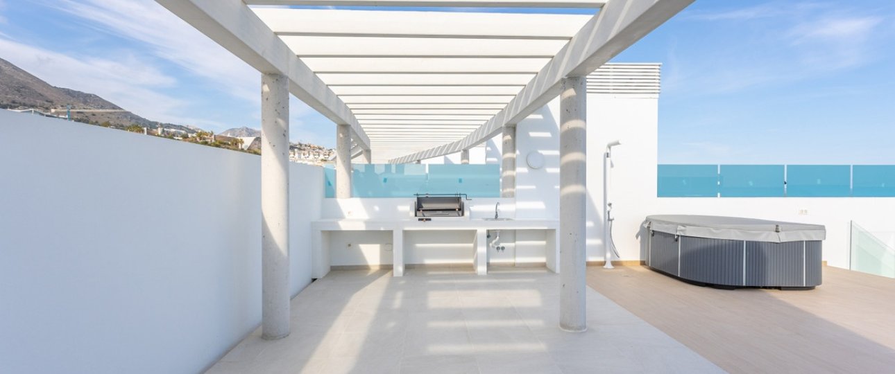 Resale - apartment - Fuengirola - Carvajal