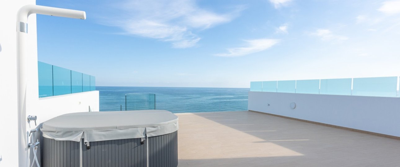 Resale - apartment - Fuengirola - Carvajal