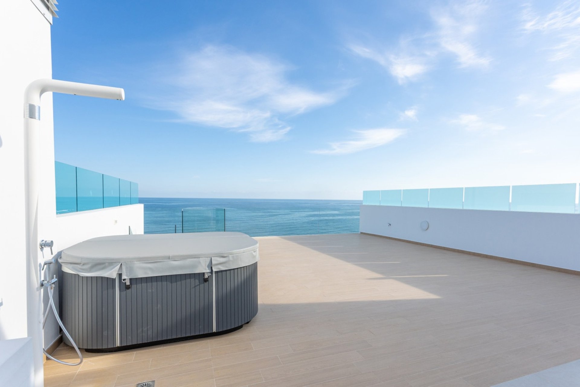 Resale - apartment - Fuengirola - Carvajal