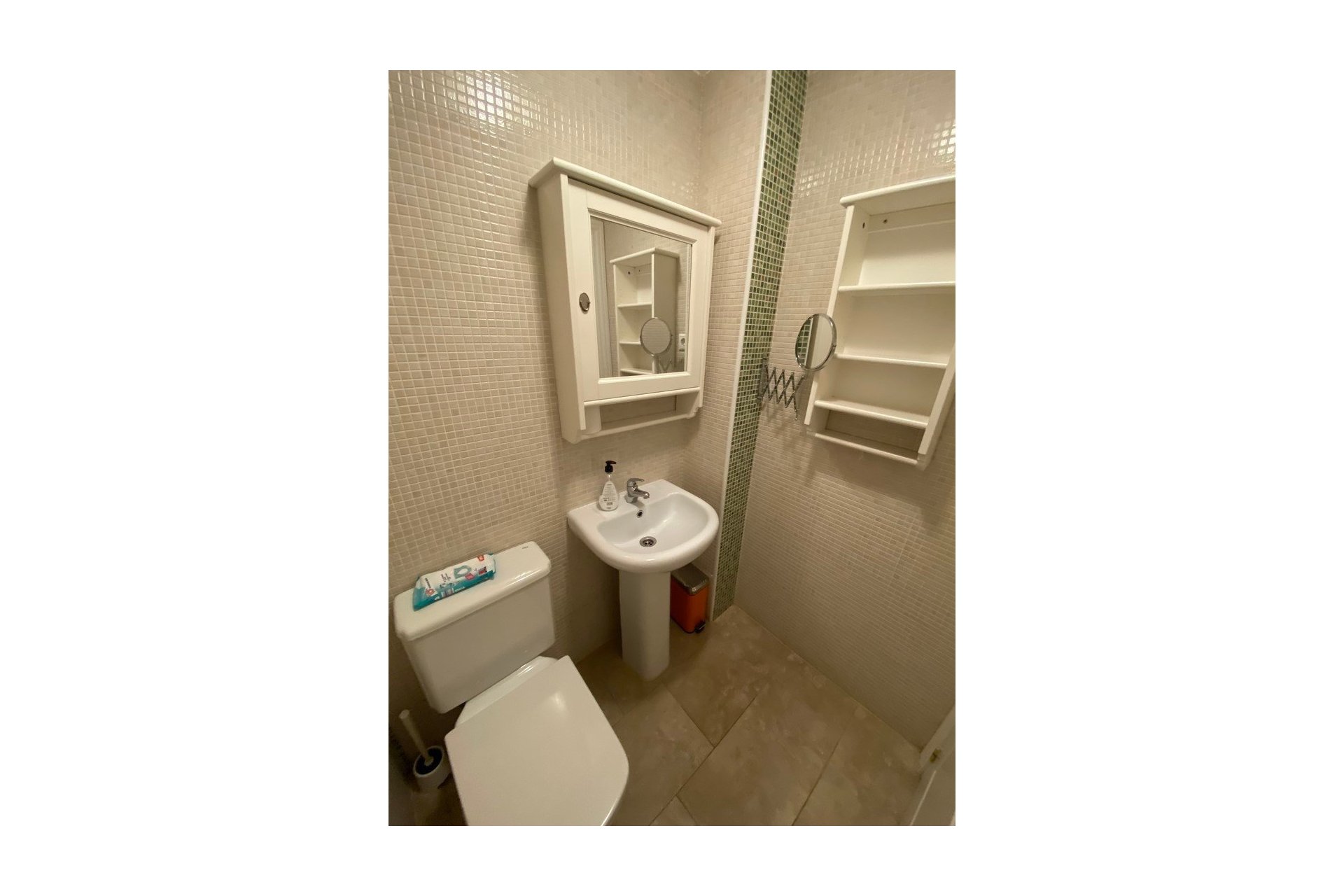 Resale - apartment - Fuengirola - Carvajal