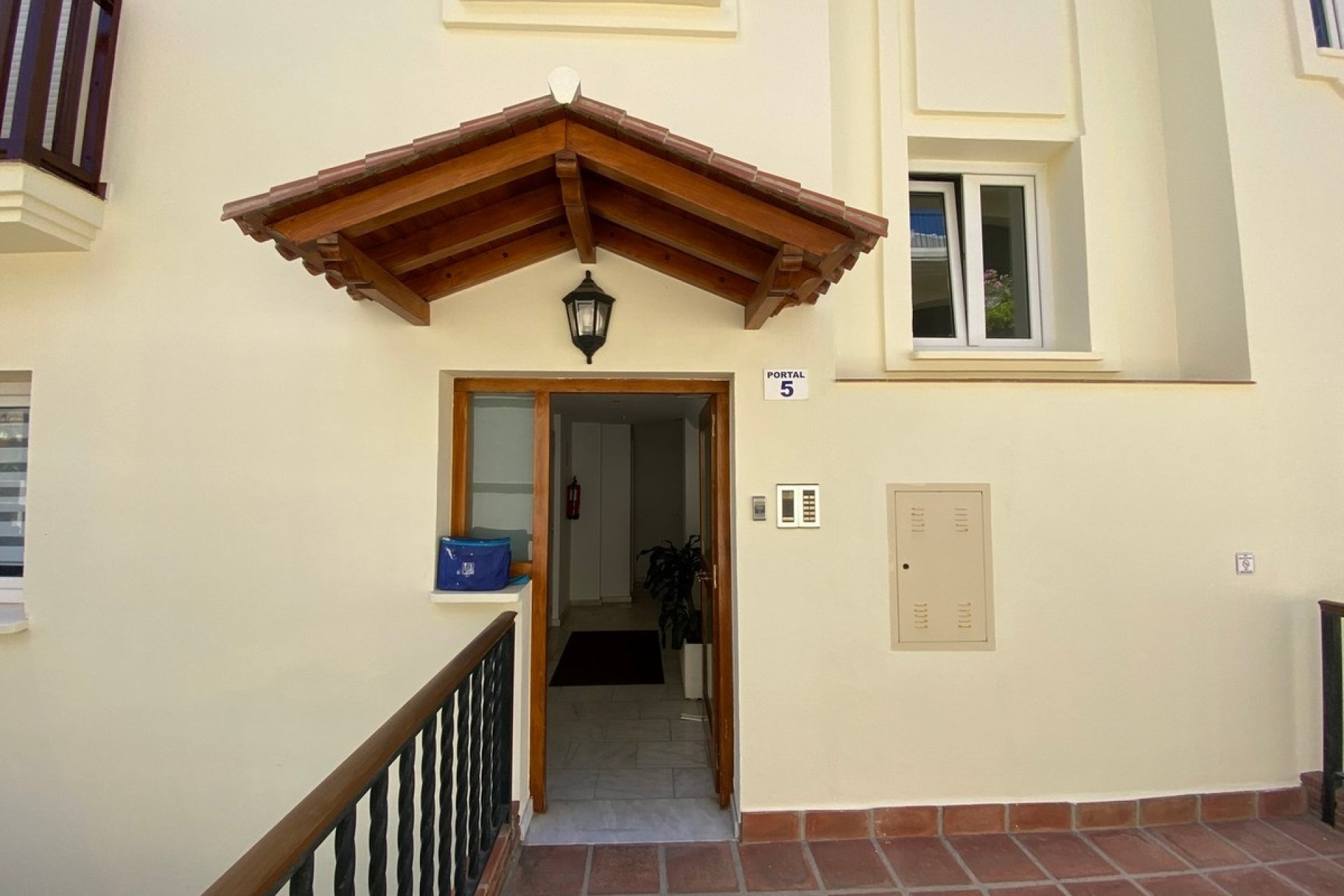 Resale - apartment - Fuengirola - Carvajal
