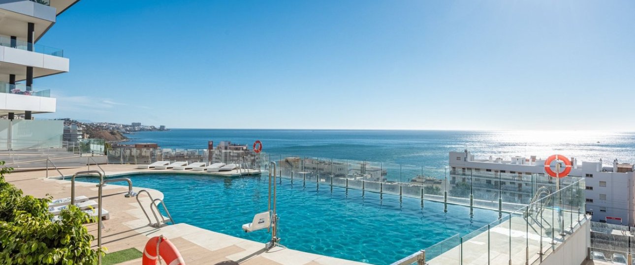 Resale - apartment - Fuengirola - Carvajal