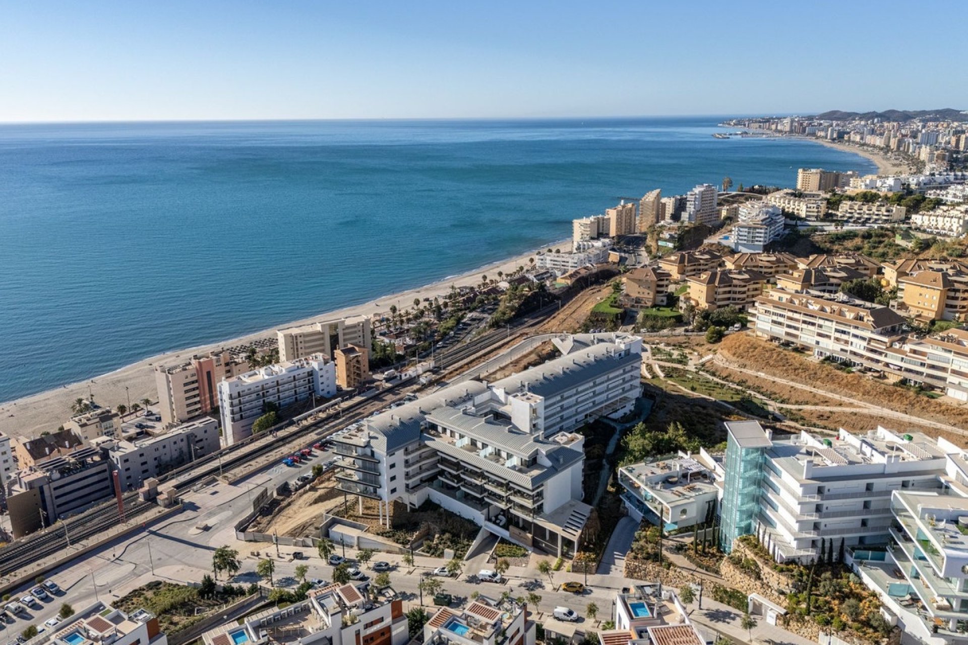 Resale - apartment - Fuengirola - Carvajal