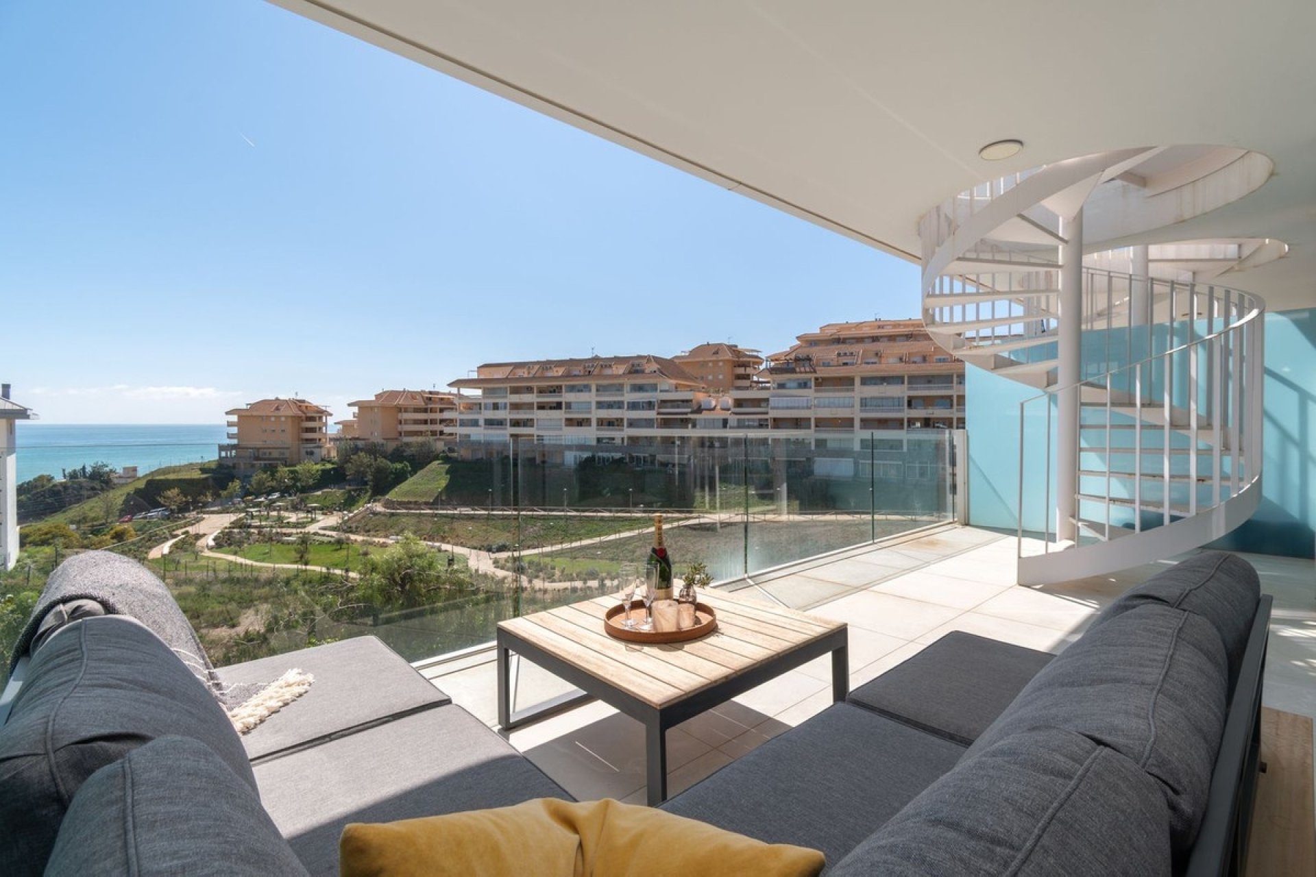 Resale - apartment - Fuengirola - Fuengirola Centro