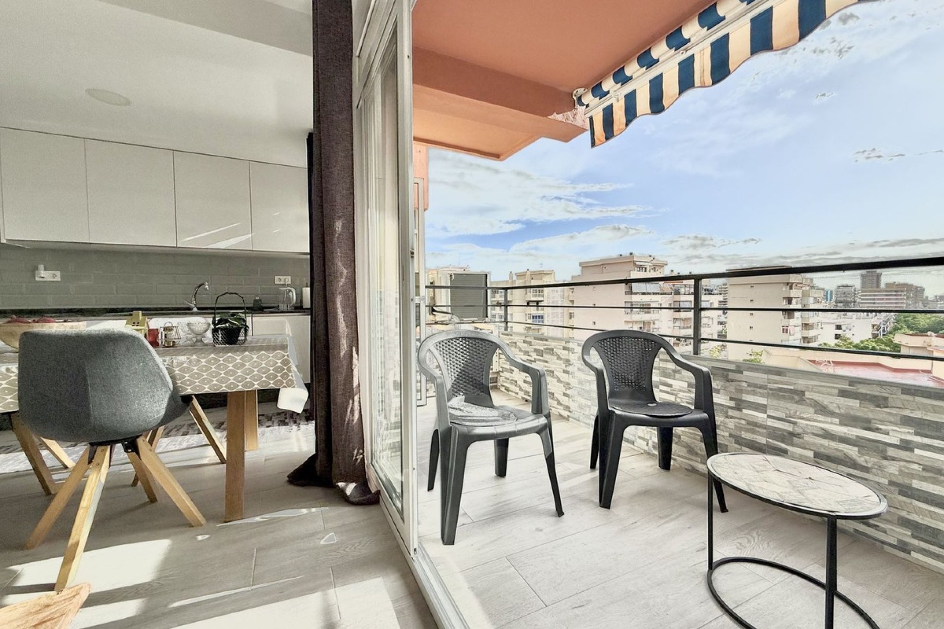 Resale - apartment - Fuengirola - Fuengirola Centro