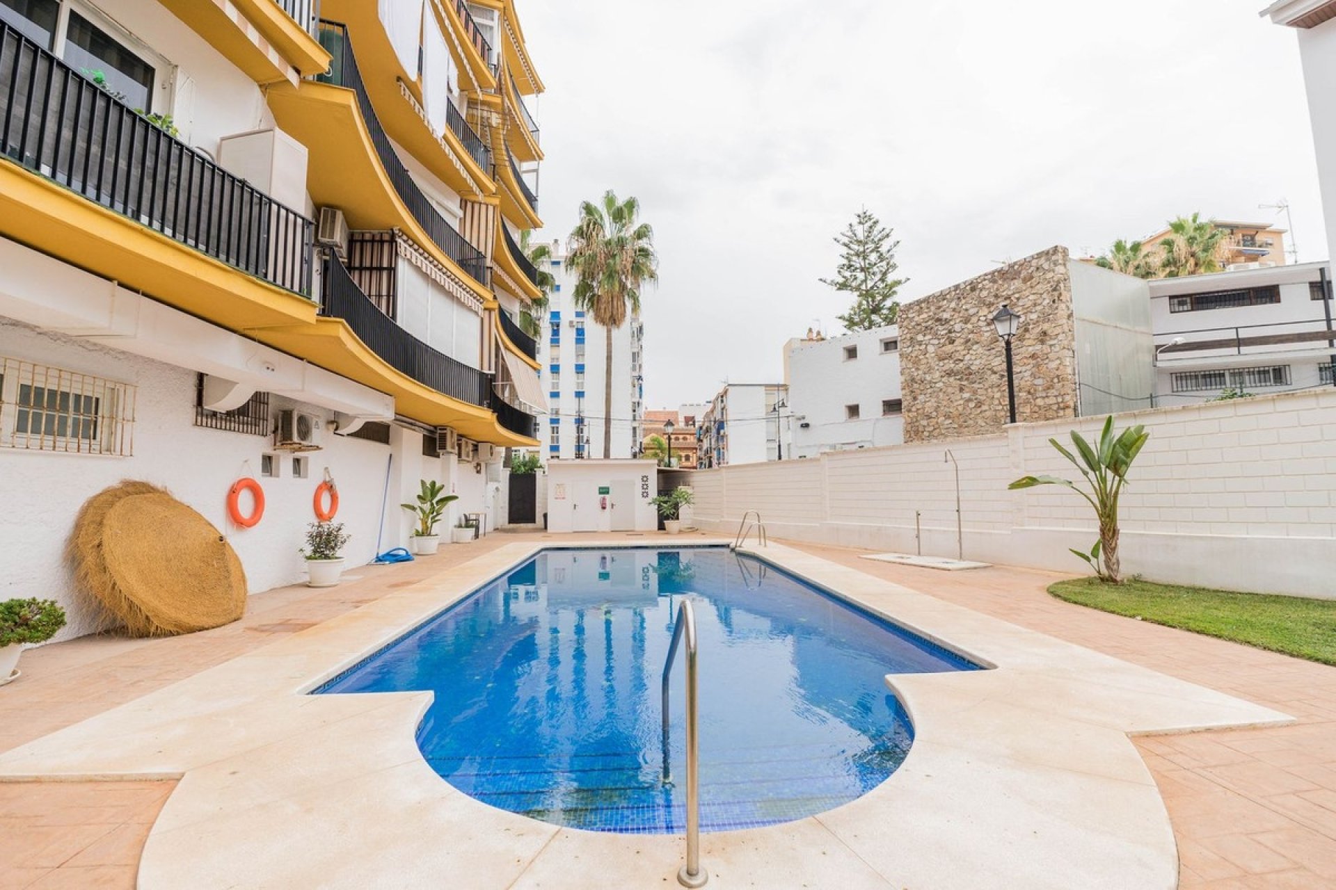 Resale - apartment - Fuengirola - Fuengirola Centro