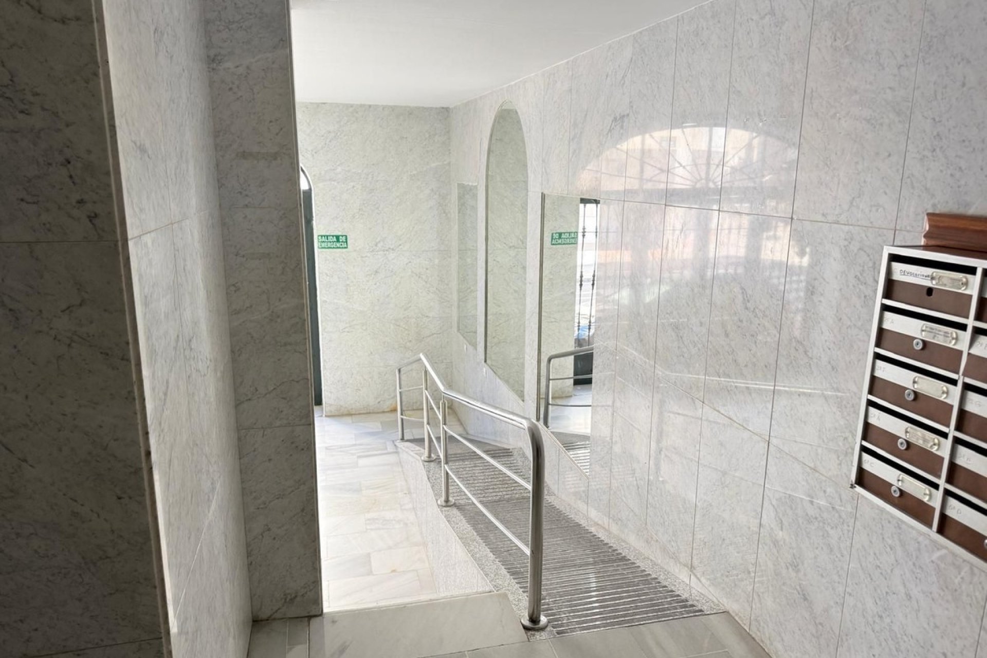 Resale - apartment - Fuengirola - Fuengirola Centro