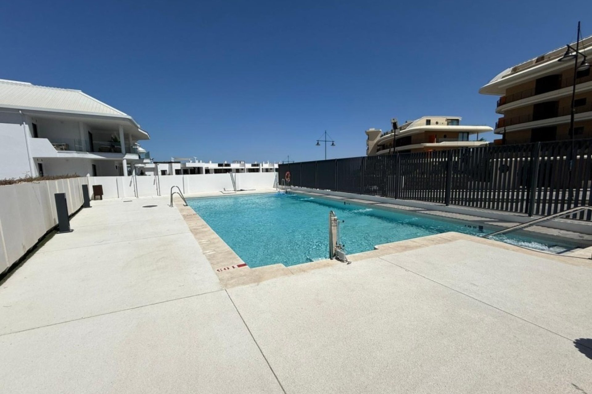 Resale - apartment - Fuengirola - Fuengirola Centro