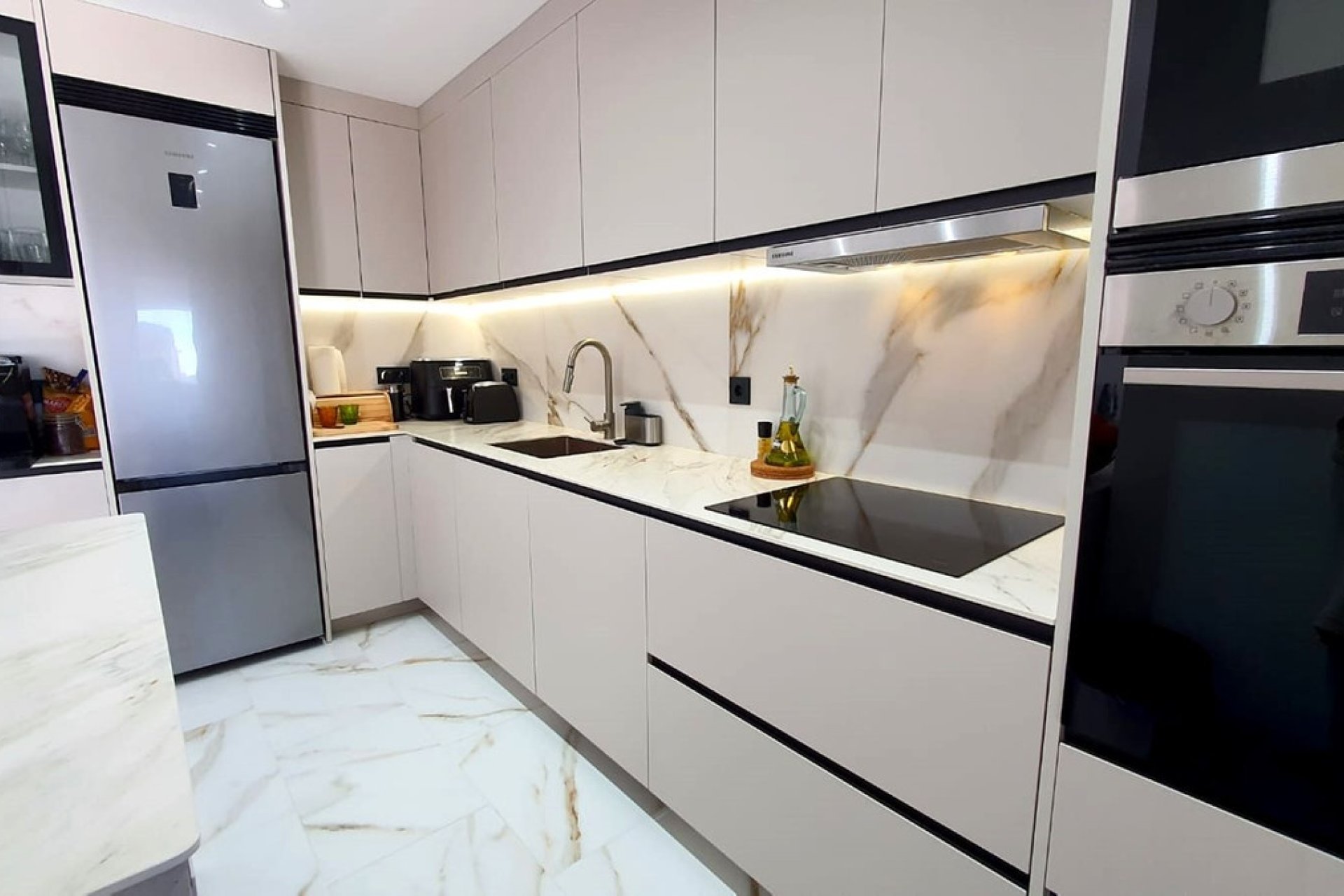 Resale - apartment - Fuengirola - Fuengirola Centro