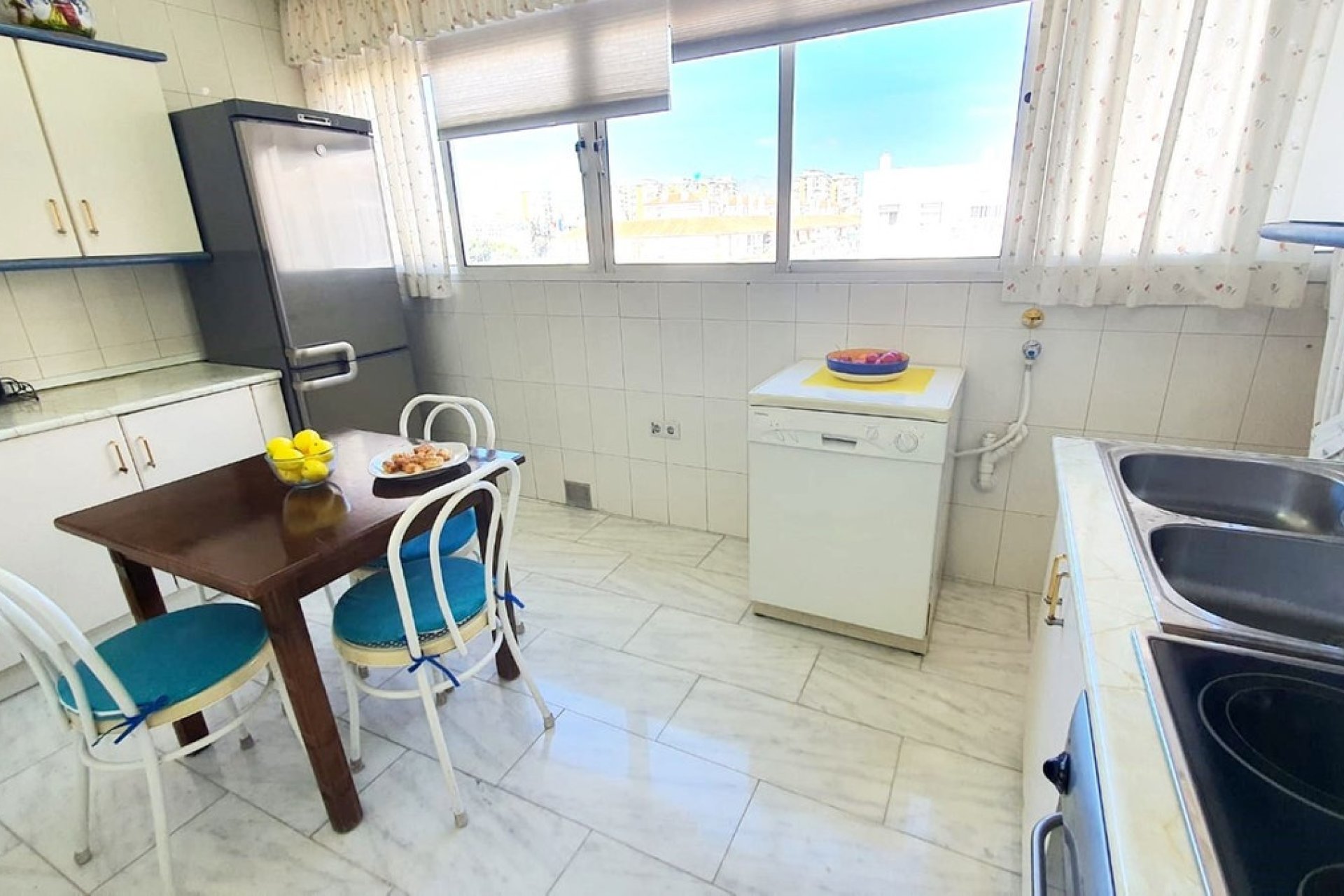 Resale - apartment - Fuengirola - Fuengirola Centro