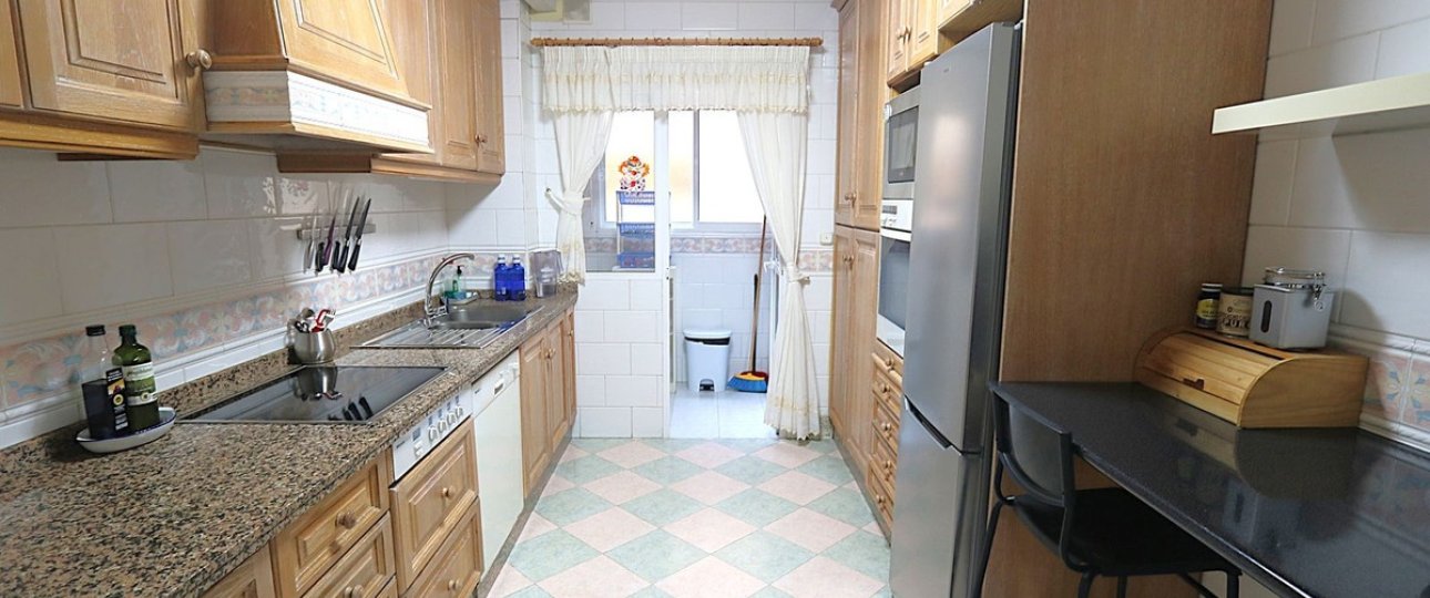 Resale - apartment - Fuengirola - Fuengirola Centro