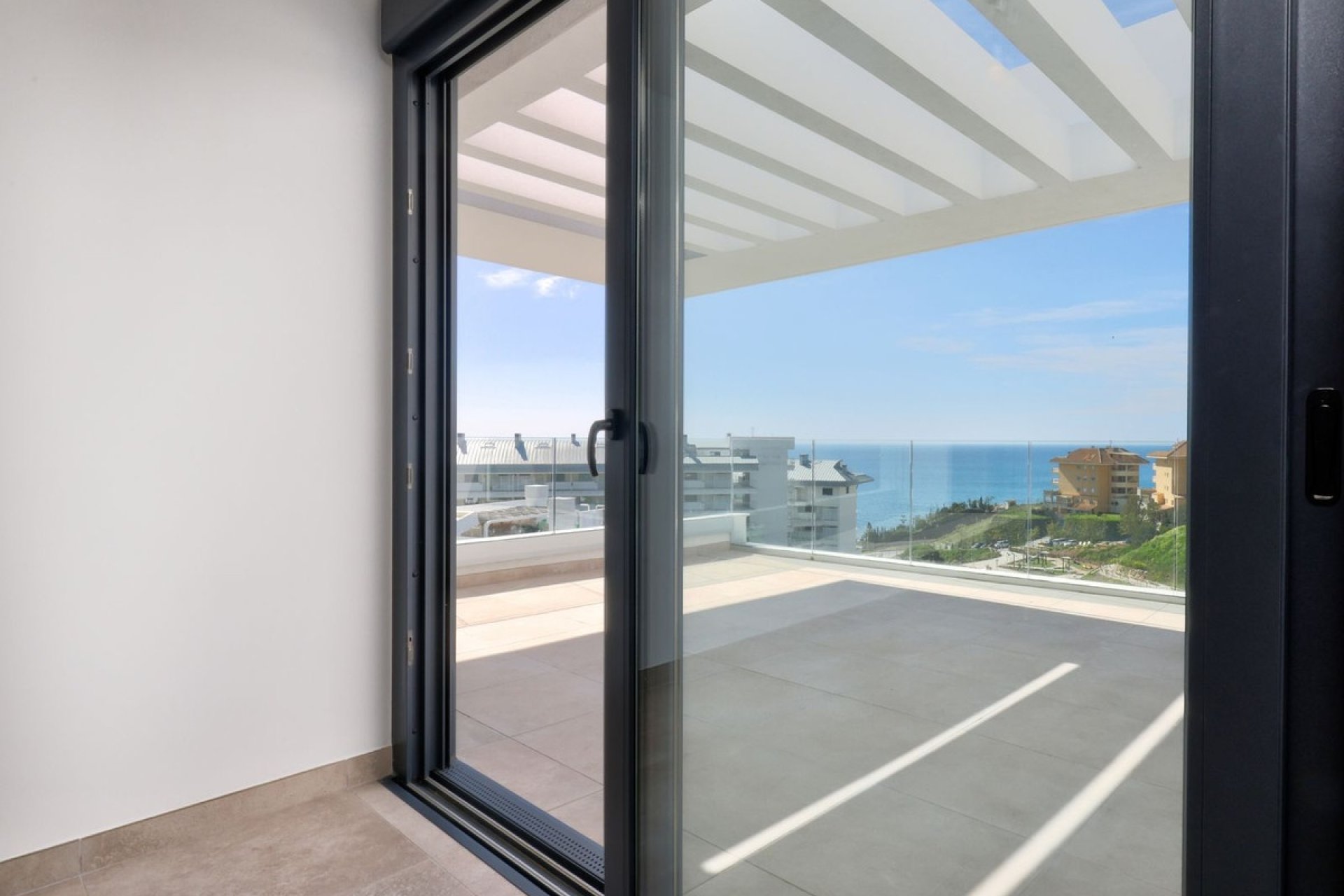 Resale - apartment - Fuengirola - Higueron