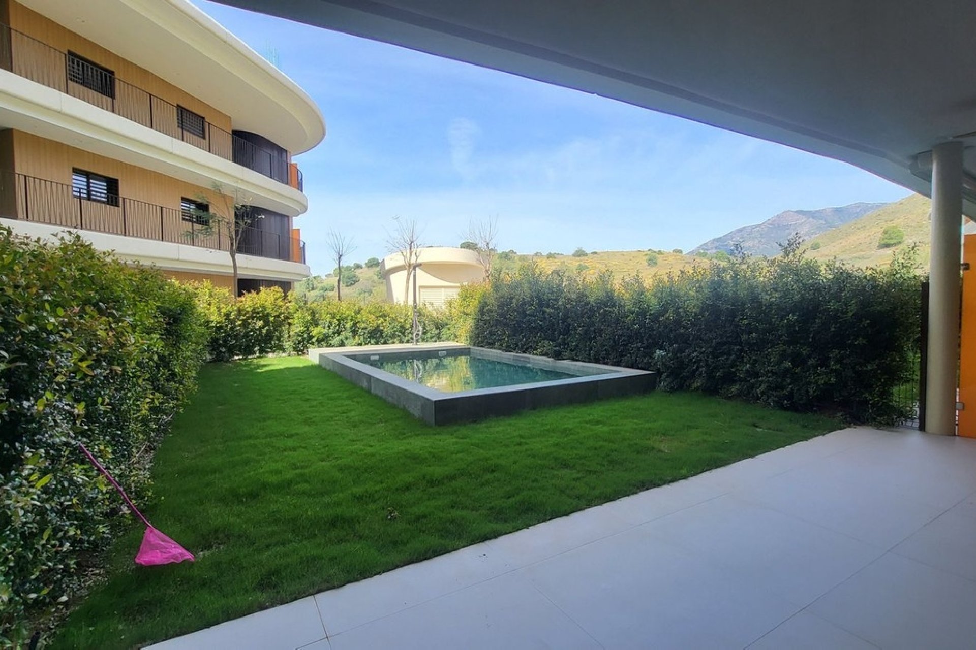 Resale - apartment - Fuengirola - Higueron