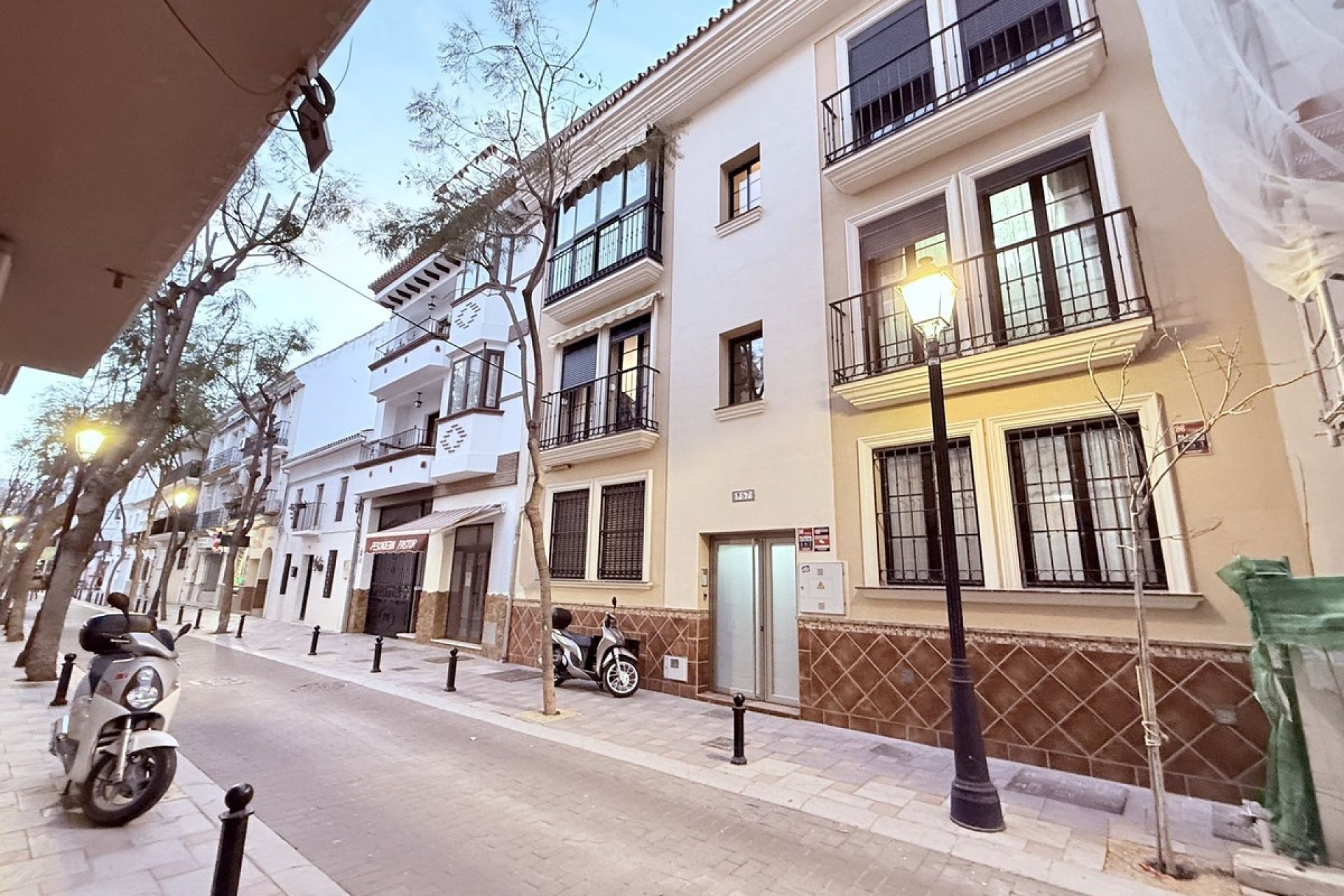 Resale - apartment - Fuengirola - Los Boliches