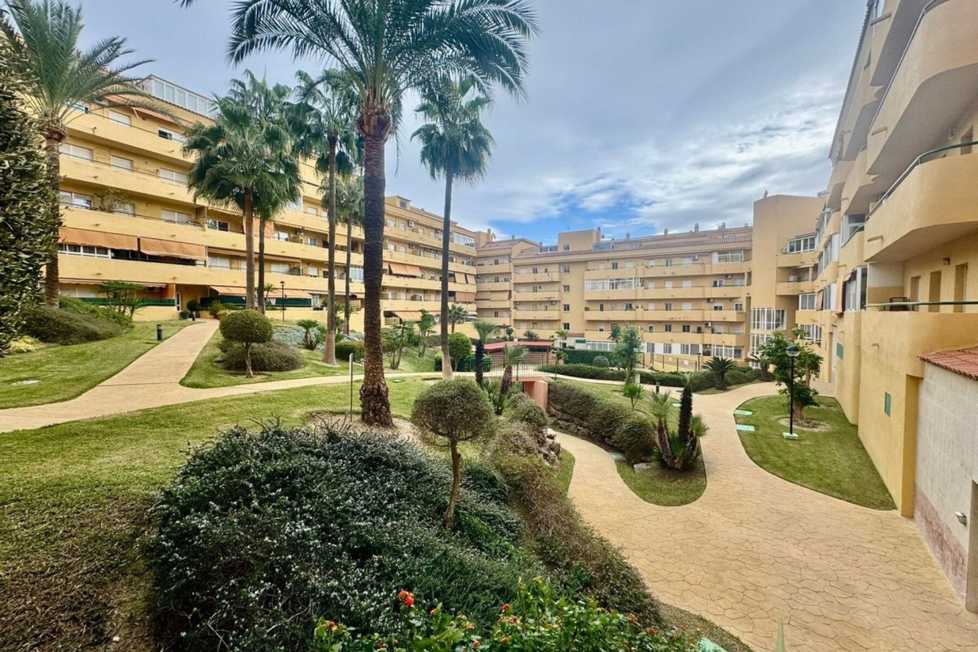 Resale - apartment - Fuengirola - Los Pacos