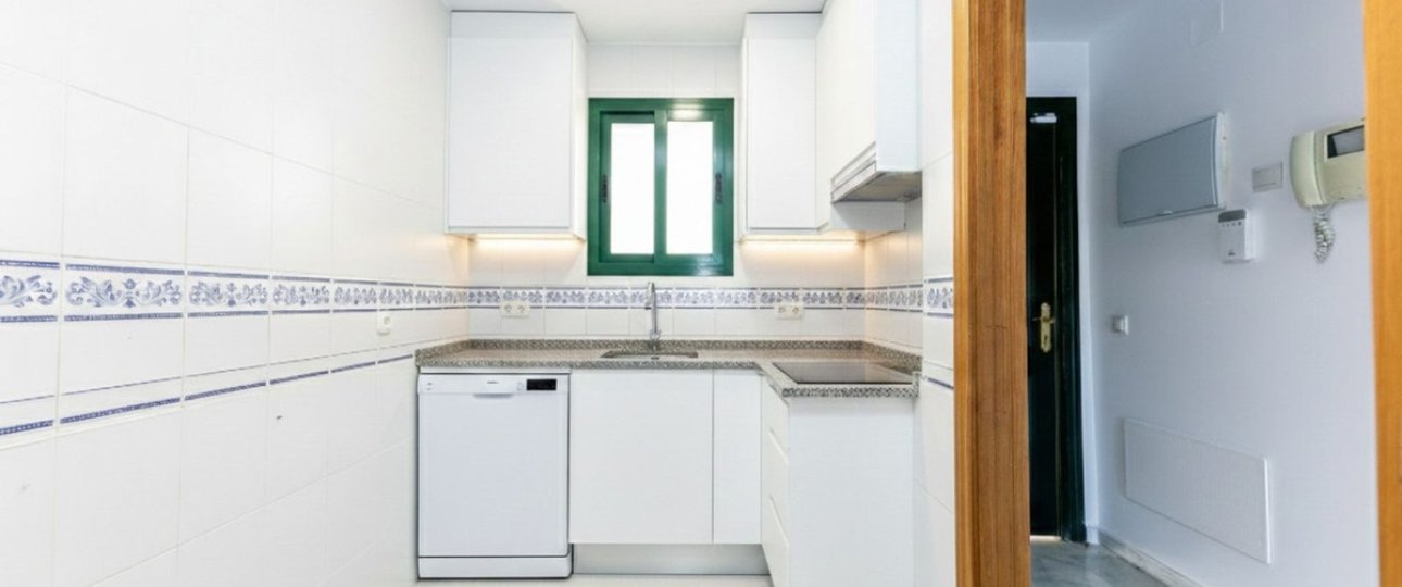 Resale - apartment - Fuengirola - Torreblanca