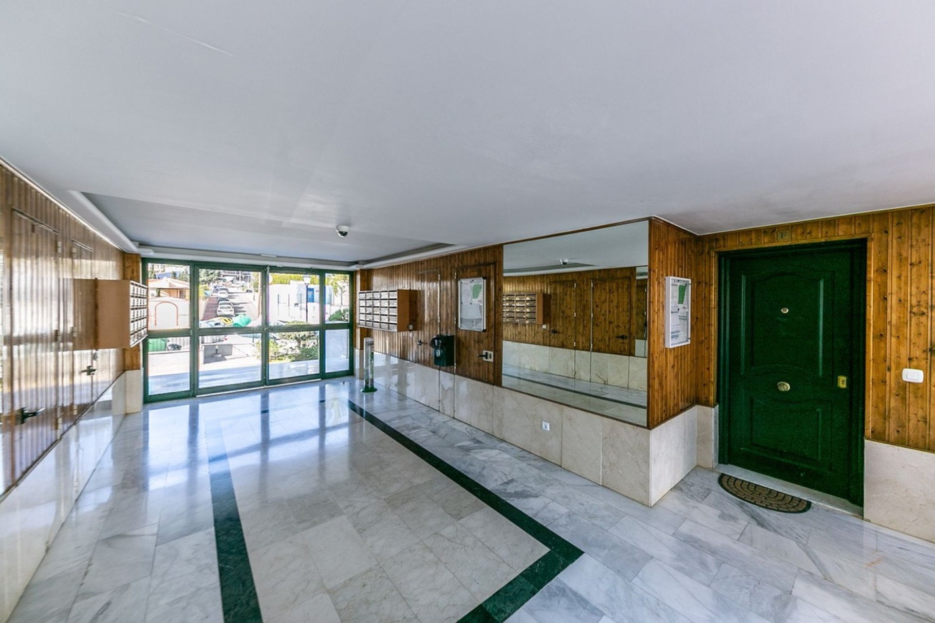 Resale - apartment - Fuengirola - Torreblanca