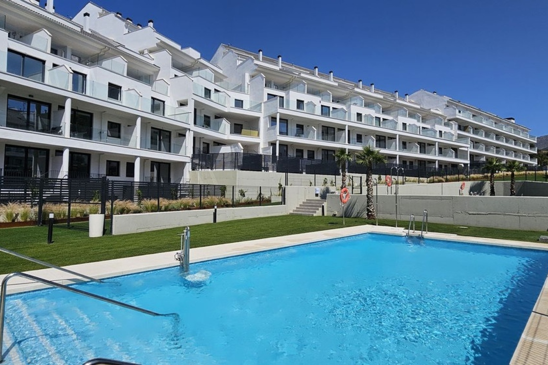 Resale - apartment - Fuengirola - Torreblanca