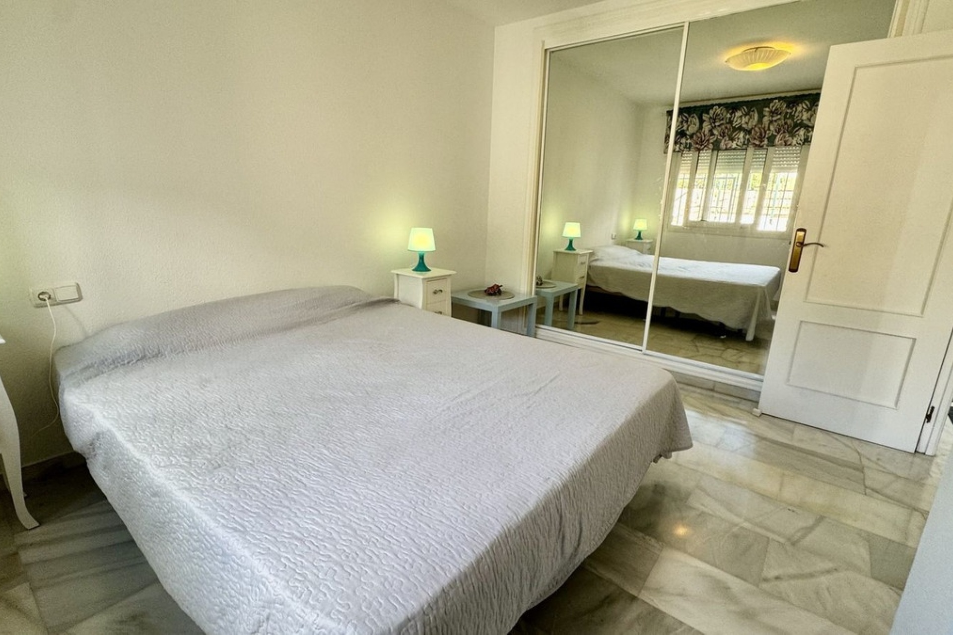 Resale - apartment - Fuengirola - Torreblanca