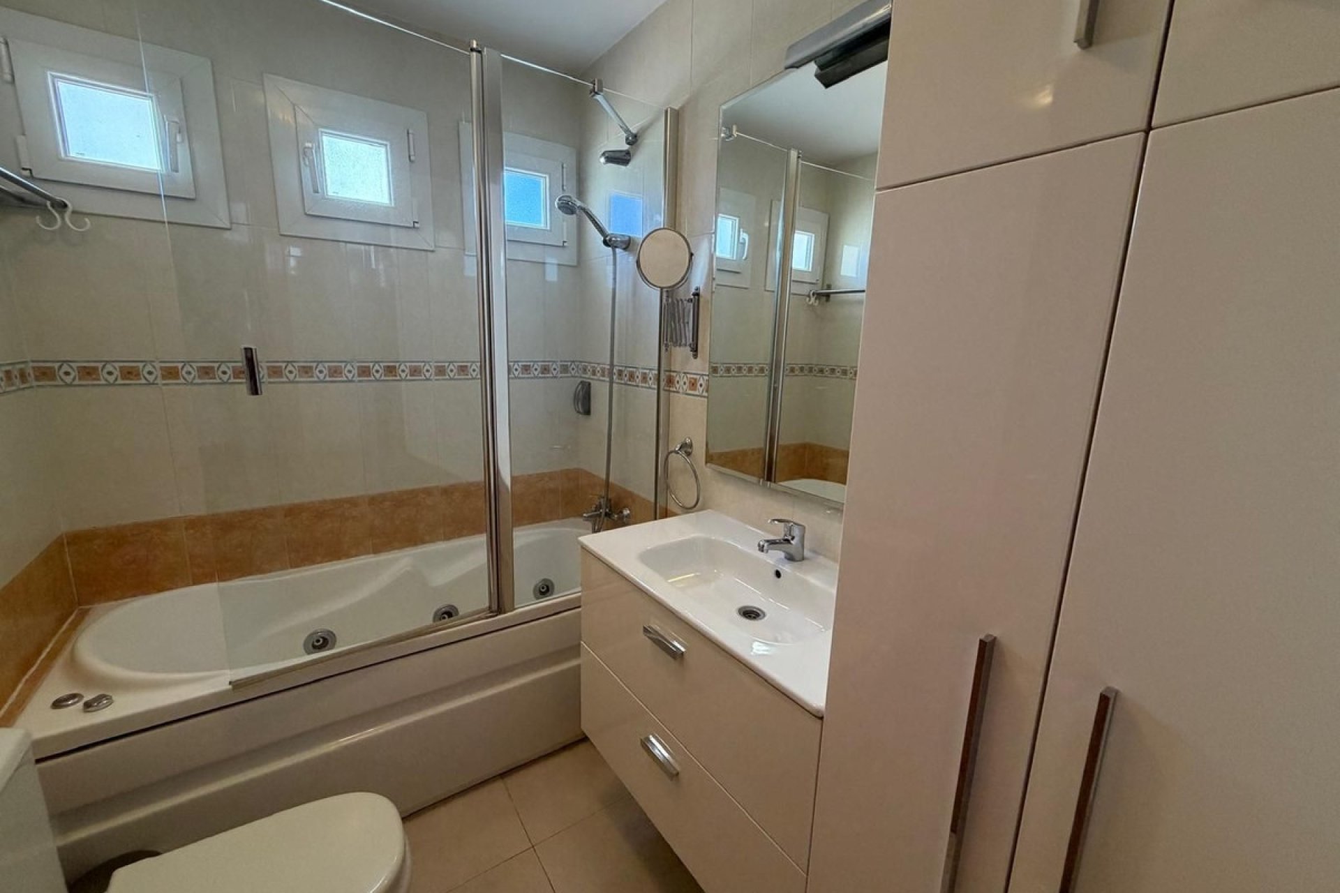 Resale - apartment - Fuengirola - Torreblanca