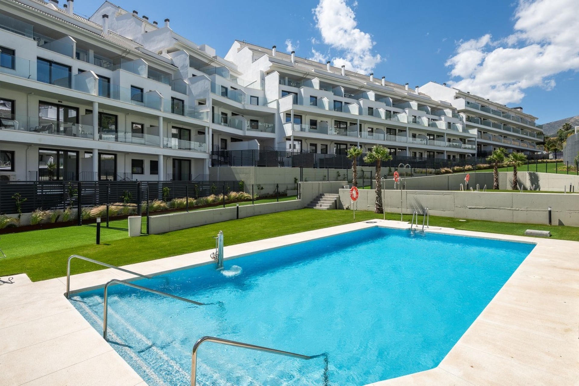 Resale - apartment - Fuengirola - Torreblanca