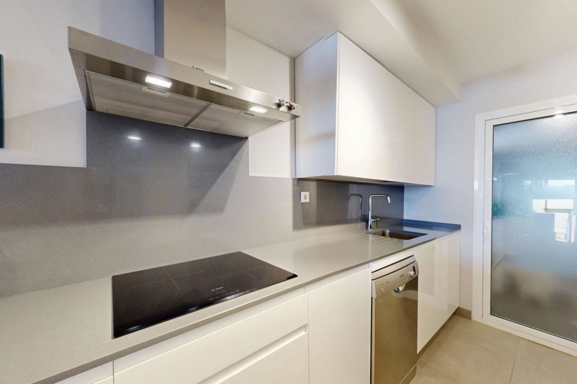 Resale - apartment - Fuengirola - Torreblanca