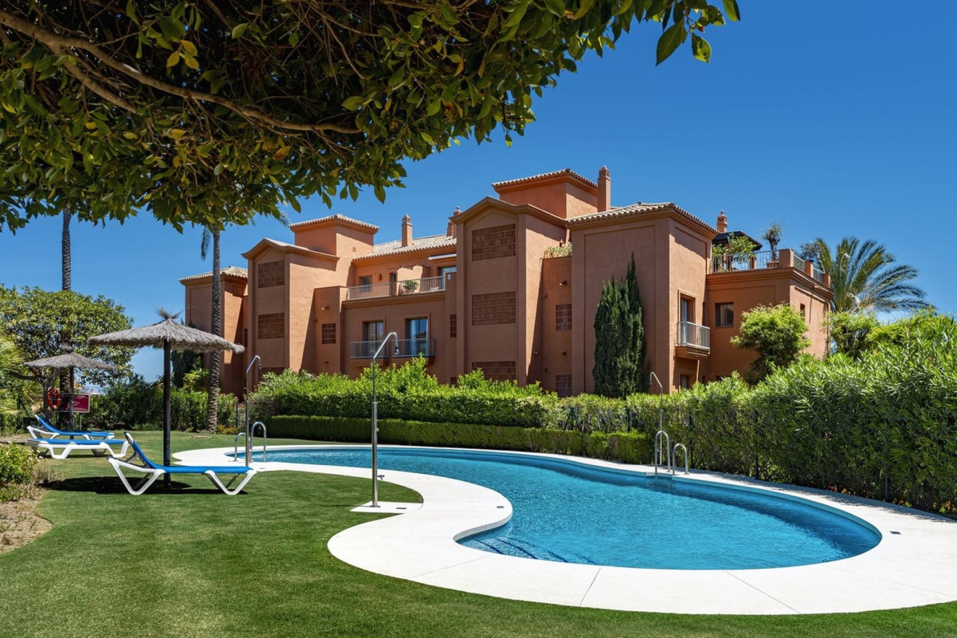 Resale - apartment - Málaga - Los Flamingos