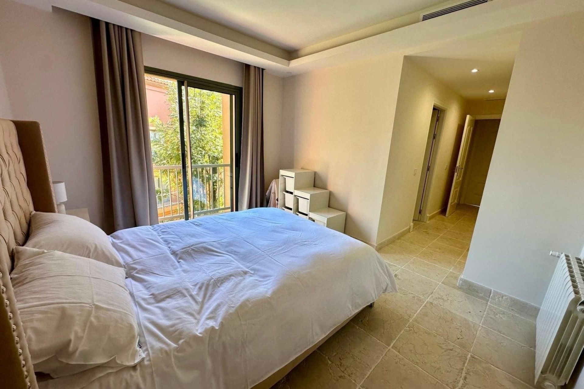 Resale - apartment - Málaga - Los Flamingos