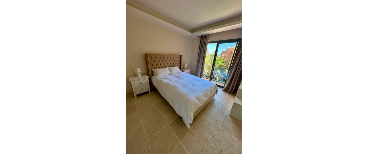 Resale - apartment - Málaga - Los Flamingos