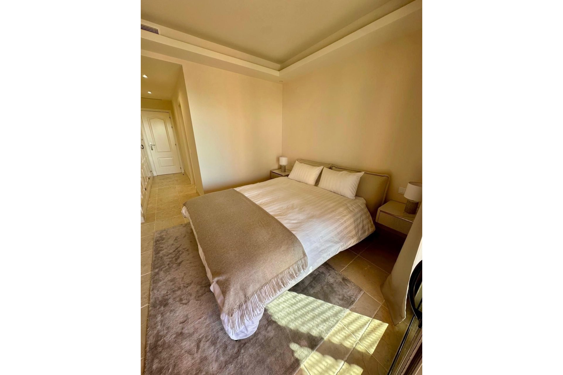 Resale - apartment - Málaga - Los Flamingos