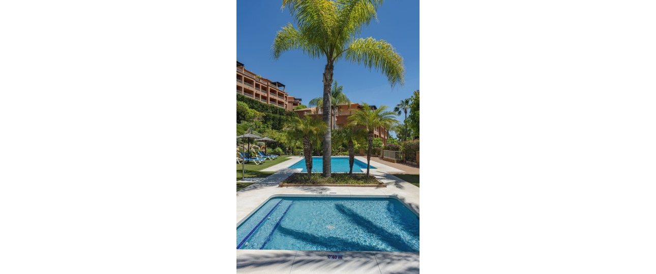 Resale - apartment - Málaga - Los Flamingos
