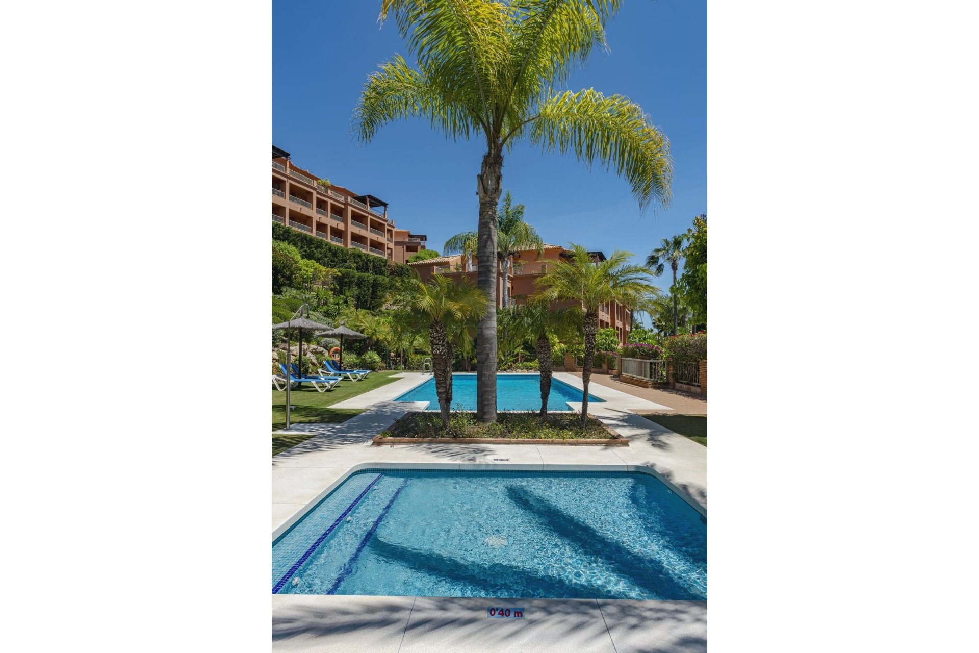 Resale - apartment - Málaga - Los Flamingos
