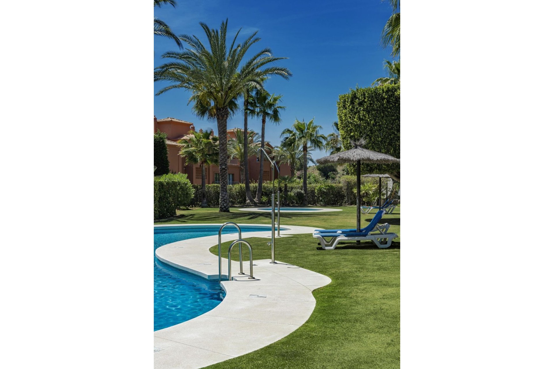 Resale - apartment - Málaga - Los Flamingos