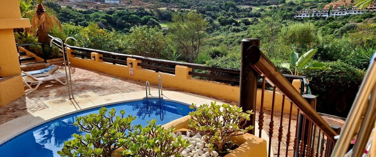 Resale - apartment - Manilva - La Duquesa