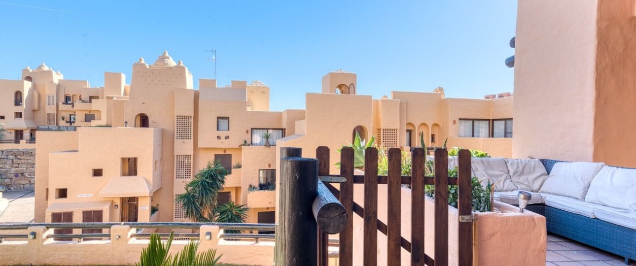 Resale - apartment - Manilva - La Duquesa